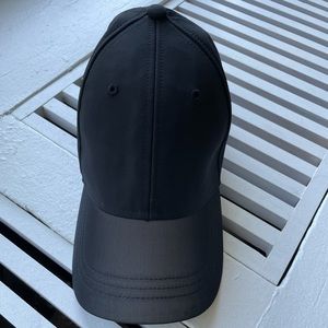 Lululemon Reflective Running Hat - Dry Cleaned!